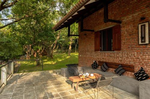 Un jardín fuera de Villa Mankani