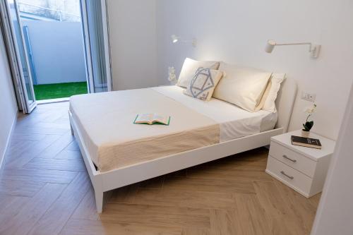 Estia Suitesにあるベッド