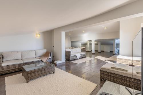 SUNSET VILLA