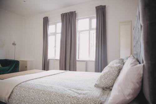 2 New bed flat in hammersmith