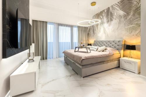 ANS Hanza Tower Apartment No 524 - Swimming pool, sauna, jacuzzi, viewing terrace