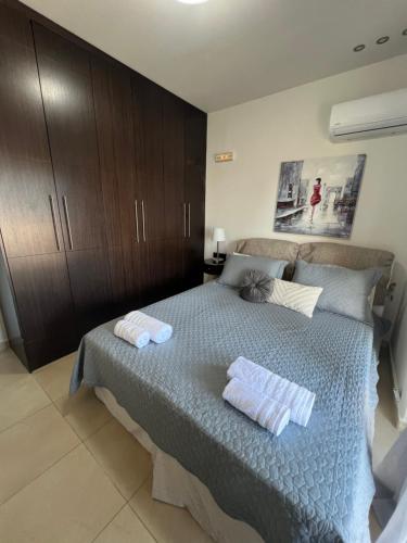 Katil atau katil-katil dalam bilik di Villa Chrysa Rhodes