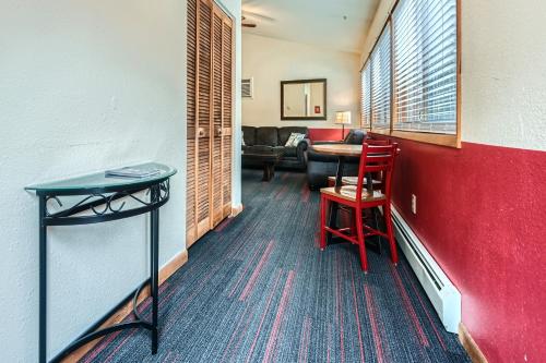 Un lugar para sentarse en A-Lodge Boulder