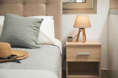 ModernPastel Studio-Near Old Port