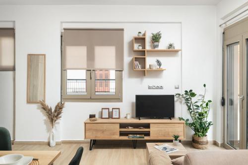 ModernPastel Studio-Near Old Port