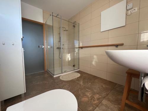 Koupelna v ubytování Capo House