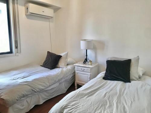 Кровать или кровати в номере Tres ambientes en Palermo Nuevo! Excelente Ubicación