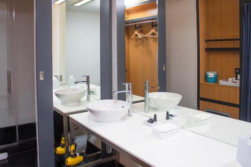 Aloft Miami Doral Image