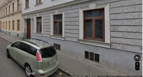 Altbauwohnung neu saniert - für Familien geeignet