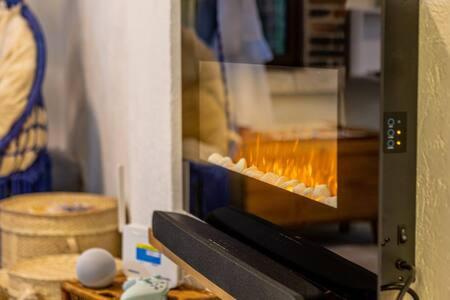 a toaster oven with food inside of it at Cipressi Spectacular Italian Tuscan style loft in Santeagueda