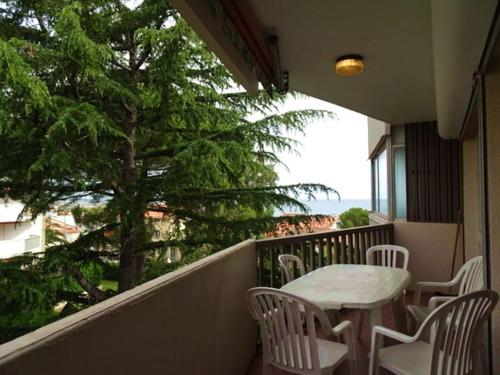 T2 à 50m de la plage avec piscine, parking et animaux acceptés - FR-1-776-19