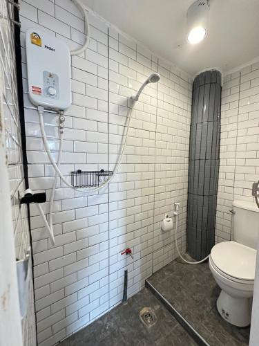 Ένα μπάνιο στο Chubby 9 single room
