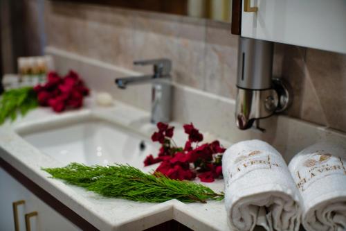 Bilik mandi di Vela Verde Hotel & SPA
