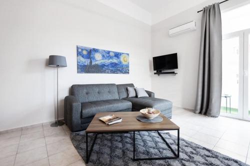 Aristotelous Sqr View Comfy Apt
