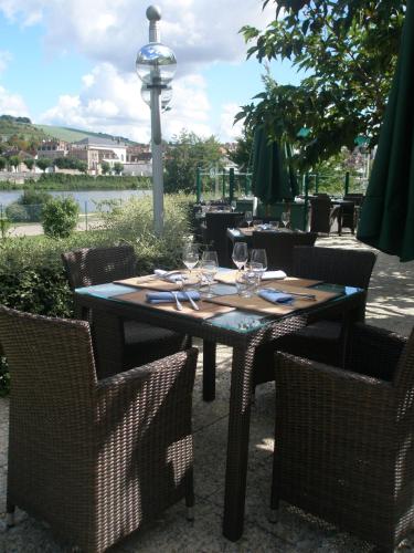 Hôtel Restaurant Le Rive Gauche – Photos 5