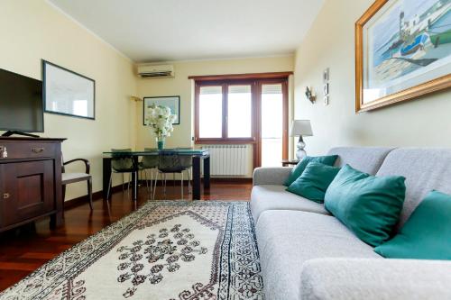 Appia Nuova Lucrezia Apartment