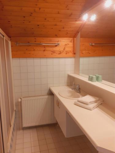 Koupelna v ubytování Apartmenthaus AMELIE