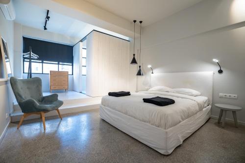 Syntagma square 2 bedrooms 4 pers apartment by MPS