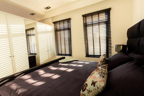 Katil atau katil-katil dalam bilik di Spacious private apartement, 25min from Amsterdam