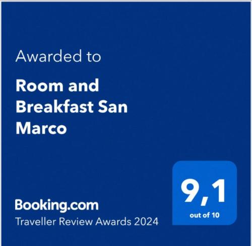 Ett certifikat, pris eller annat dokument som visas upp på Room and Breakfast San Marco