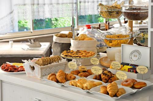 Jídlo v hotelu nebo okolí