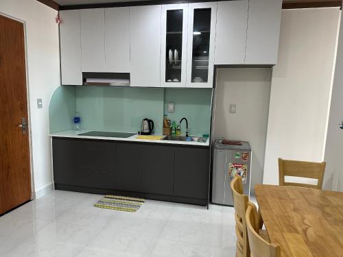 Dapur atau dapur kecil di Khách sạn Thu Thảo