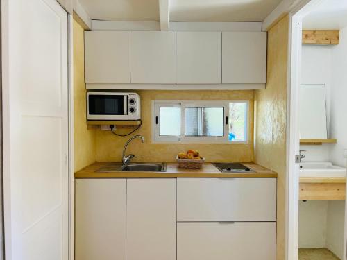 Dapur atau dapur kecil di Camping Paloma