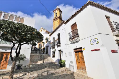 Estepona Town Apartment ANITA