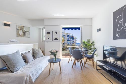 Franck Pilatte - Parking, Wifi, AC, 3pers