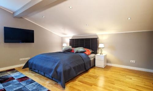 3 ROOMS - Zimmervermietung nähe Flughafen BER - gratis WLAN, Parken & Netflix photo 38