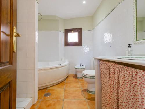 Ванная комната в Cubo's La Casa de Tita Elvira Family 20 PAX