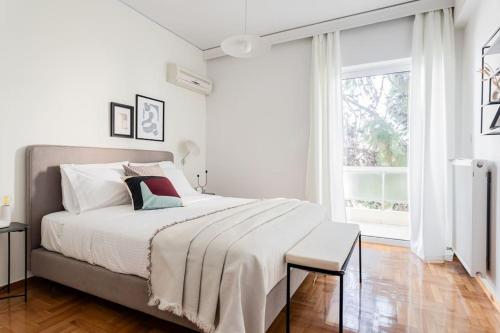 Upscale 3BR Apartment in Chalandri by UPSTREET