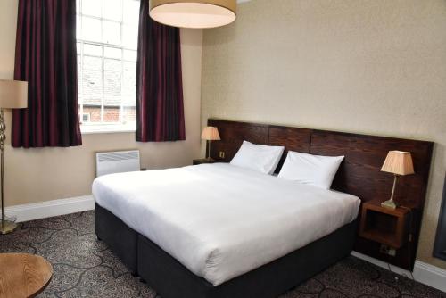 The Castle Hotel Wetherspoon – Photos 3