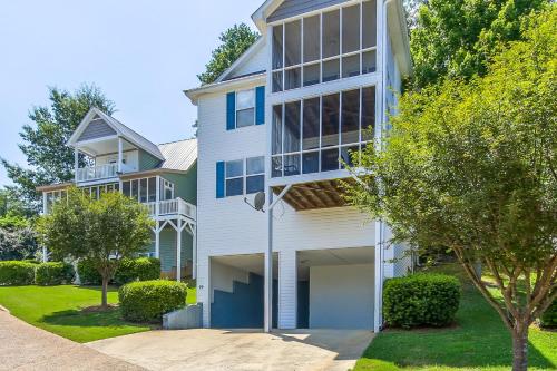 Gallery image of House # 29 -Castaway (Pet Friendly) in Centre