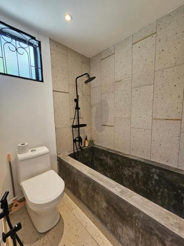 Bilik mandi di Ipoh Young Villa - Hotel Inspired