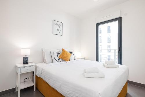 Queen Riviera : climatisation, parking, terrasse