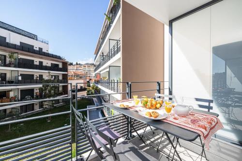 Queen Riviera : climatisation, parking, terrasse