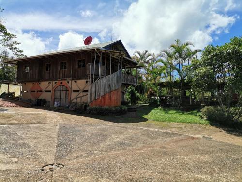 a house with a red ball on top of it at La Cima del Mundo in Chimirol
