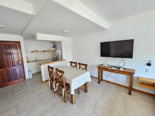 alquilar DEPARTAMENTO MONOAMBIENTE LUMINOSO EXCLUSIVAMENTE para FAMILIAS en Villa Gesell