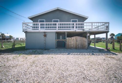 Bayhouse on the water! – Photos 2