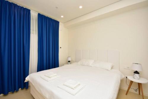 Brand New ! Seaside Apt with Poolview & Parking photo 2