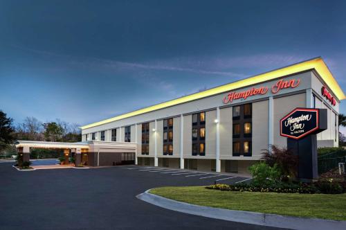 Bangunan di mana terletaknya hotel