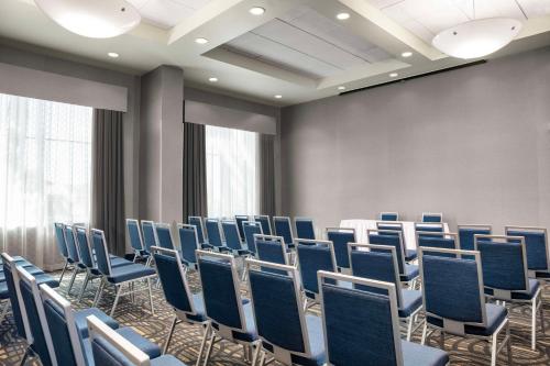 Бизнес-центр и/или конференц-зал в Hampton Inn & Suites Homestead Miami South