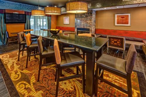 Ruang duduk di Hampton Inn Indianapolis-SW-Plainfield