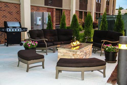 Χώρος καθιστικού στο Hampton Inn Joliet/I-80