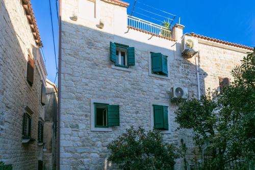 Seaside holiday house Kastel Novi, Kastela - 22292
