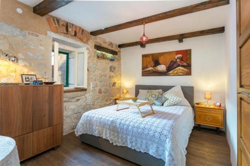 Seaside holiday house Kastel Novi, Kastela - 22292