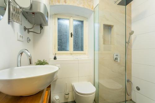 Seaside holiday house Kastel Novi, Kastela - 22292