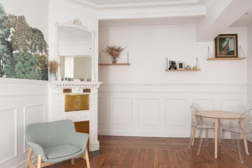 Flat on courtyard - near park