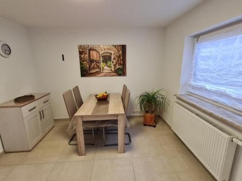 Dapur atau dapur kecil di Schöne helle Wohnung in Malsch